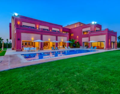 Bright 11-Bedroom Villa