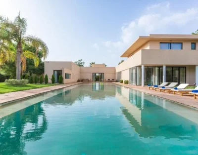 Chic 10-Bedroom Villa